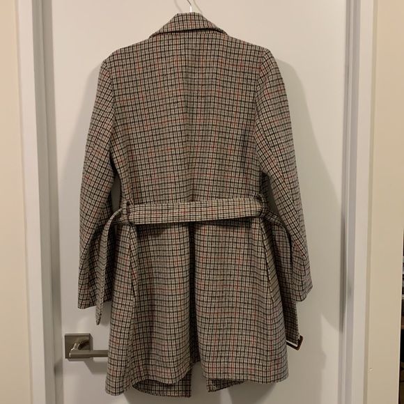 Missguided Coat - Picture 2 of 5